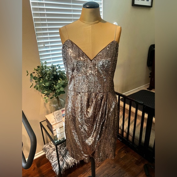 Stunning Parker Black Gold Mini Sequins Cocktail Dress Sz 14 NWT $298